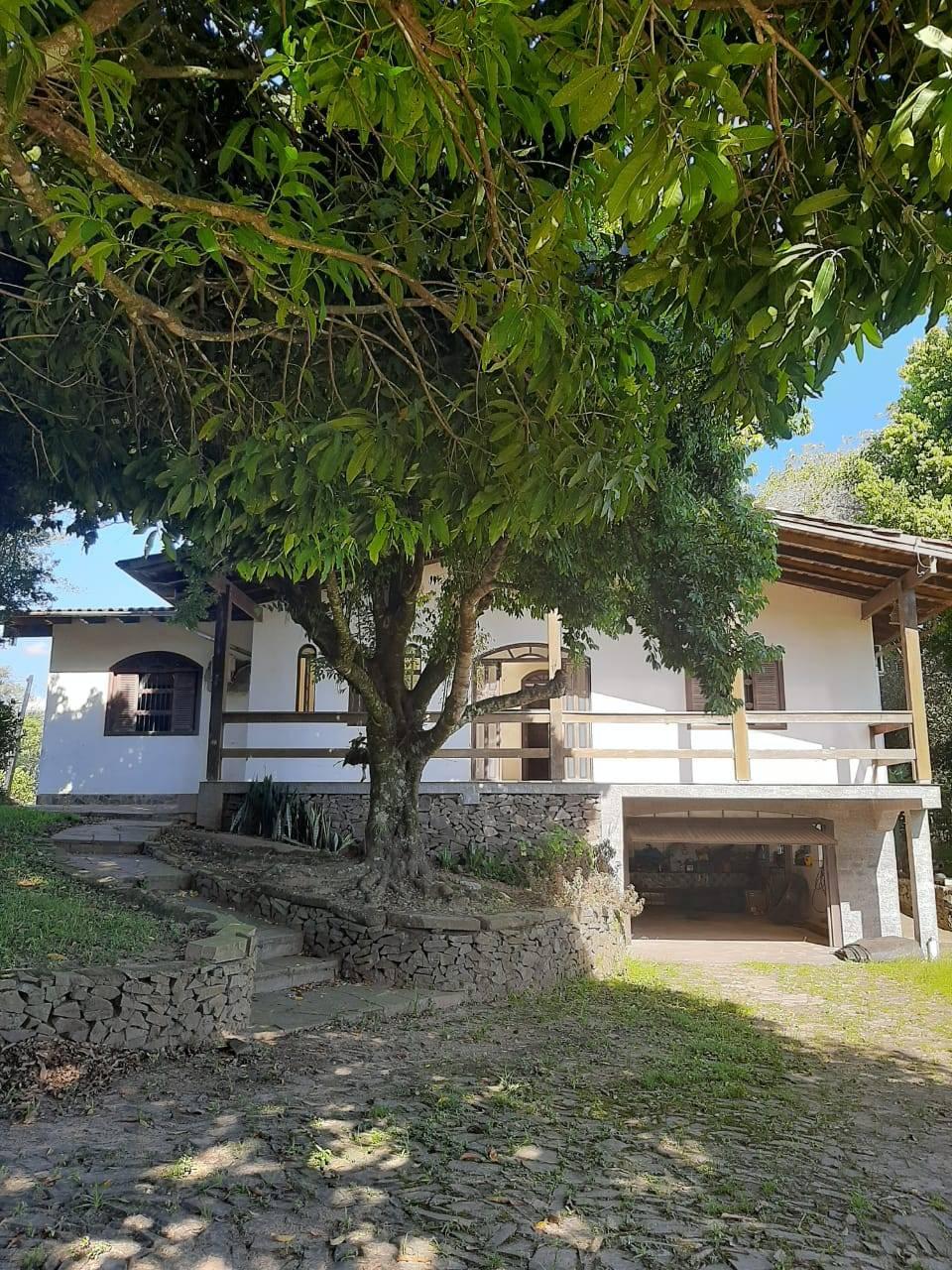 Casa com 4 quartos, à venda